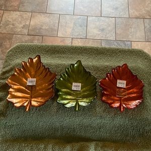 Fall leaves set of three dishes